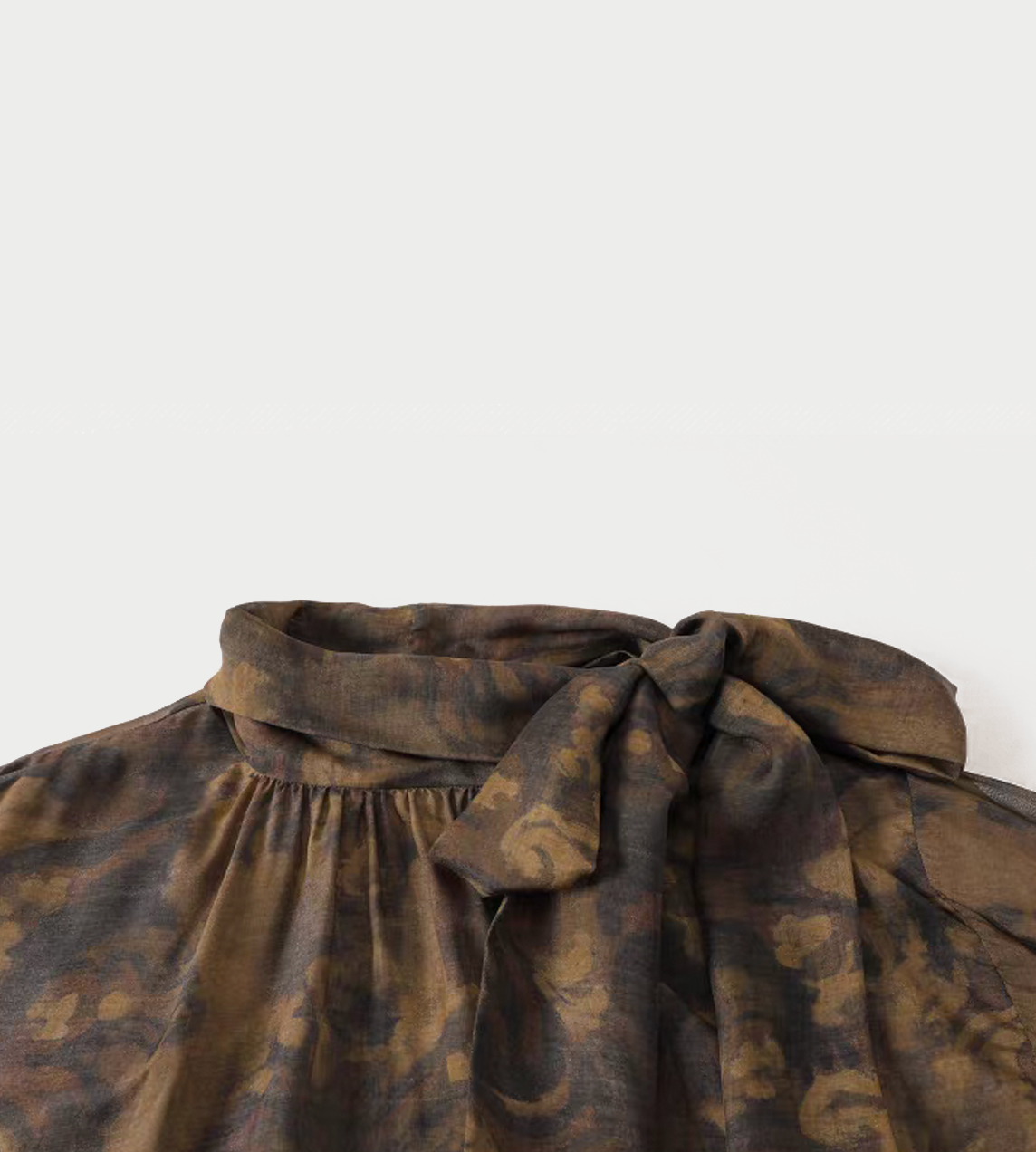INTO THE EAST - Acanthus Oil Painting Ribbon Top Tea Brown