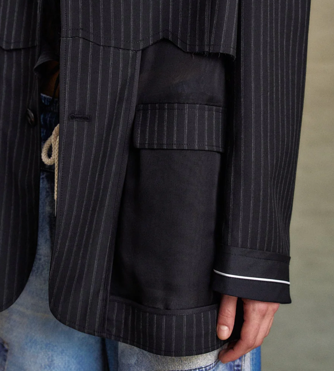 ANDERSSON BELL - Inside-out stripe Sheer Jacket Blk