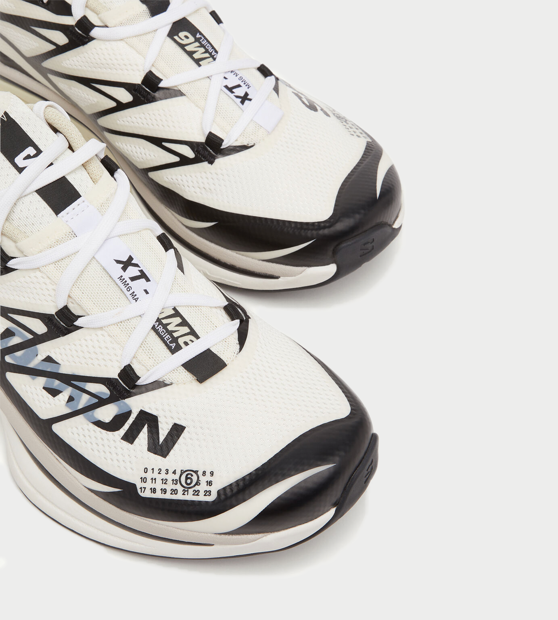MM6 MAISON MARGIELA - MM6 X Salomon XT-6 White