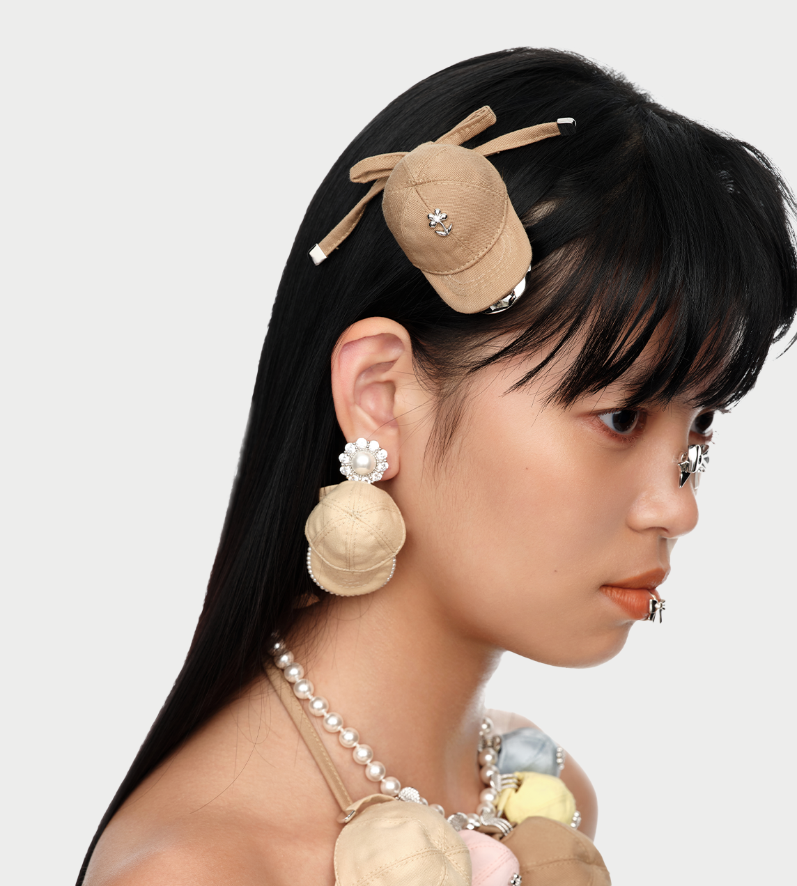 YVMIN - Fabric Hat Hair Clip Brown