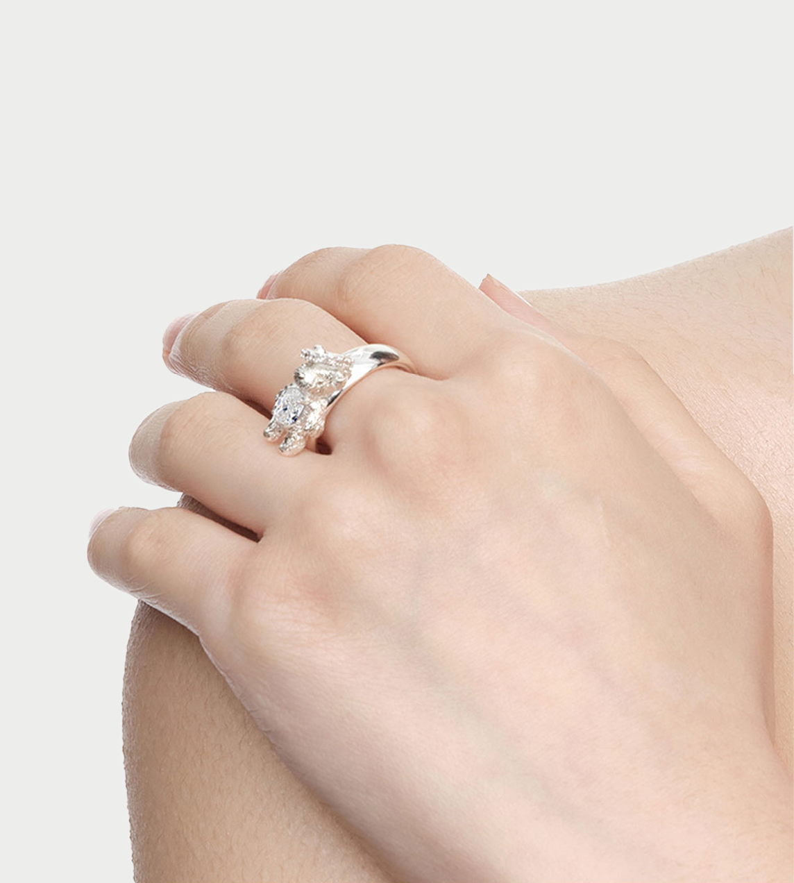 Carved Metal Mini Bear Ring White