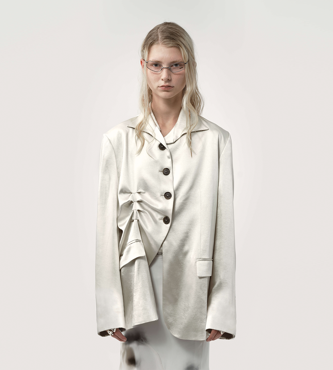 AVAVAV - Betty Pleated Blazer Satin White