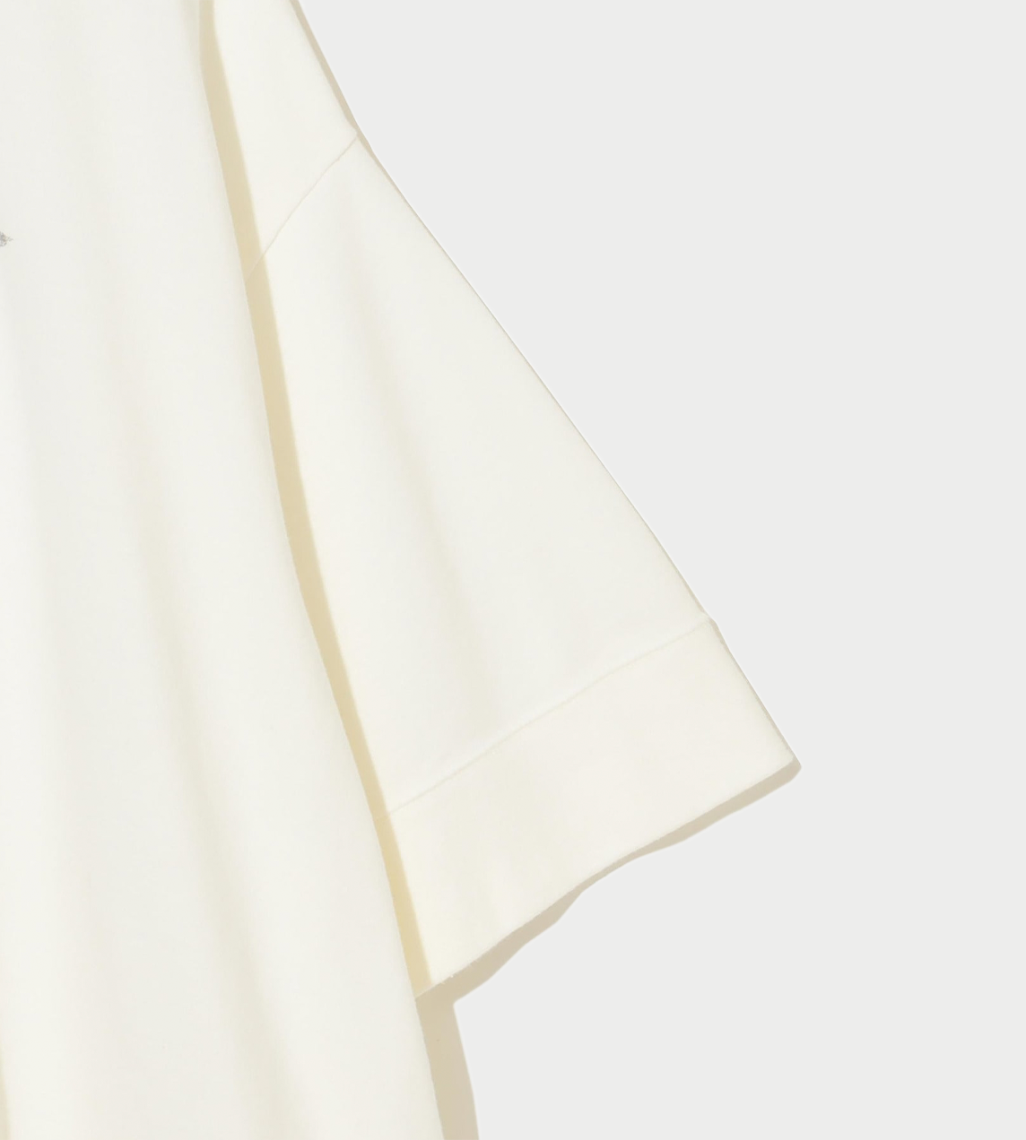 UNDERCOVER - But Beautiful Box Tee Ivory