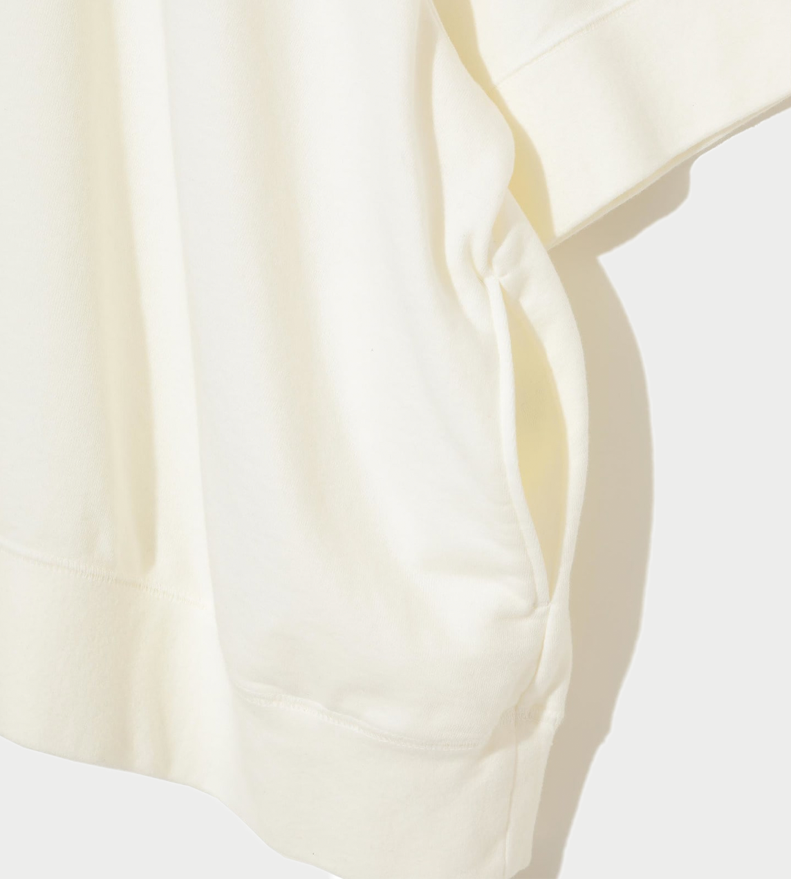 UNDERCOVER - But Beautiful Box Tee Ivory