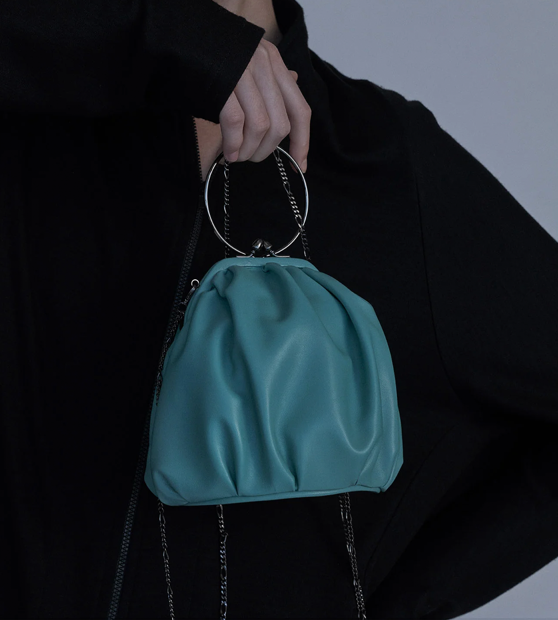 Discord Yohji - Drape Clasp Pouch Mint.Green