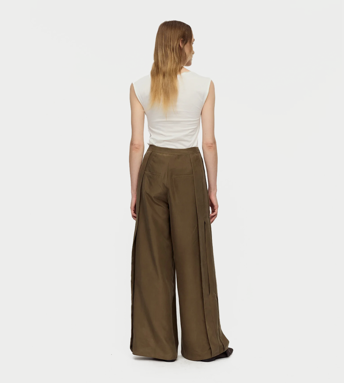 RUOHAN - Pira Trousers Olive