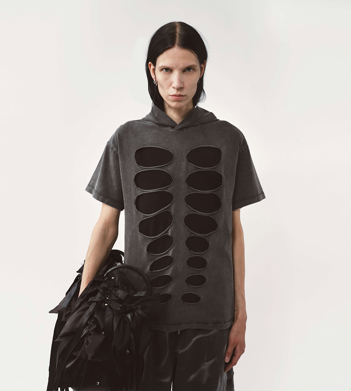 AVAVAV - Theo Hooded Tee Cut-out Grey