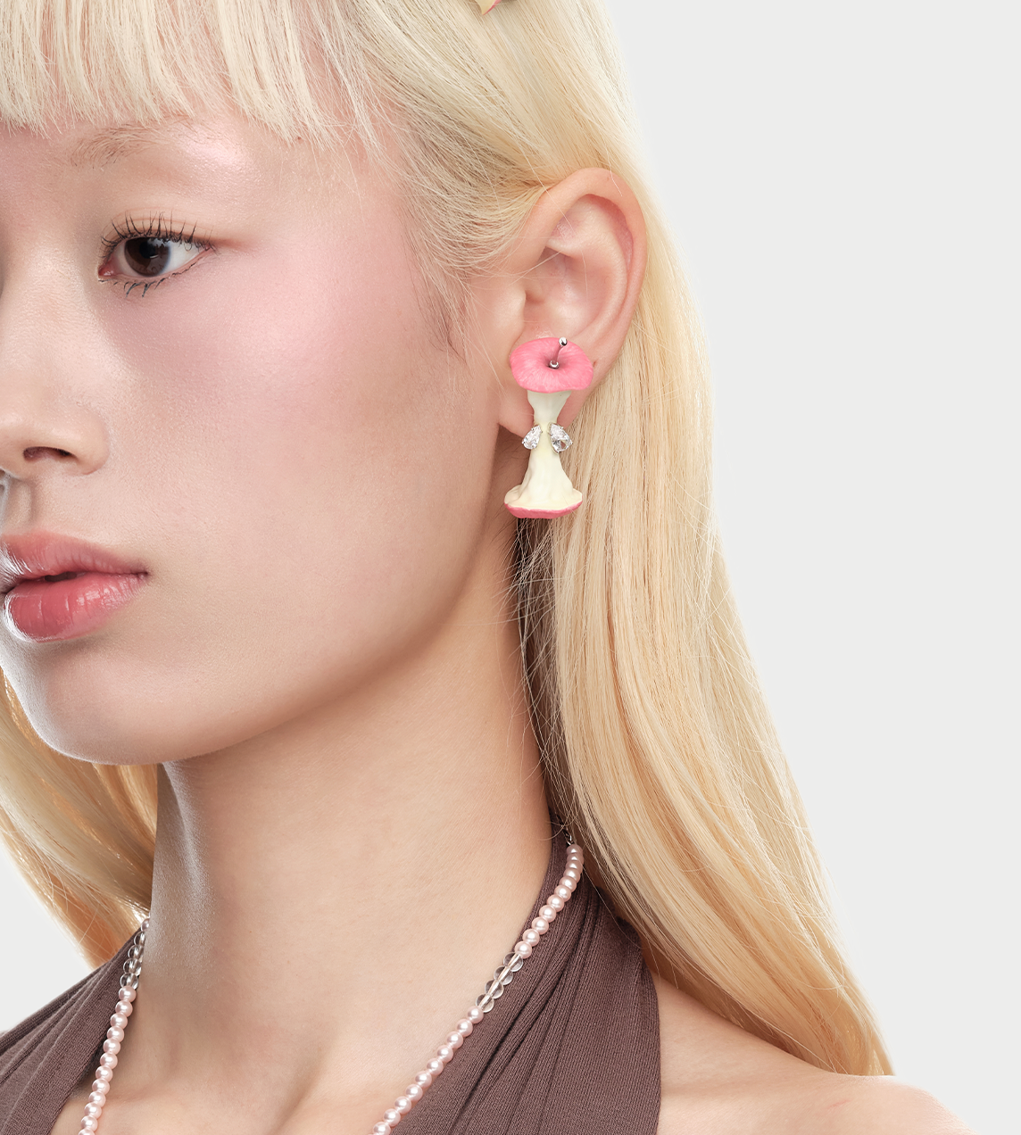 Apple Core Earring Red (Pair)