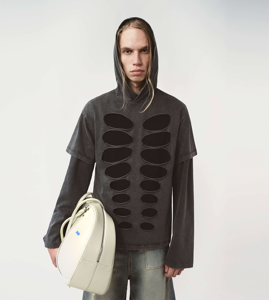 AVAVAV - Theo Hooded Tee Cut-out Grey