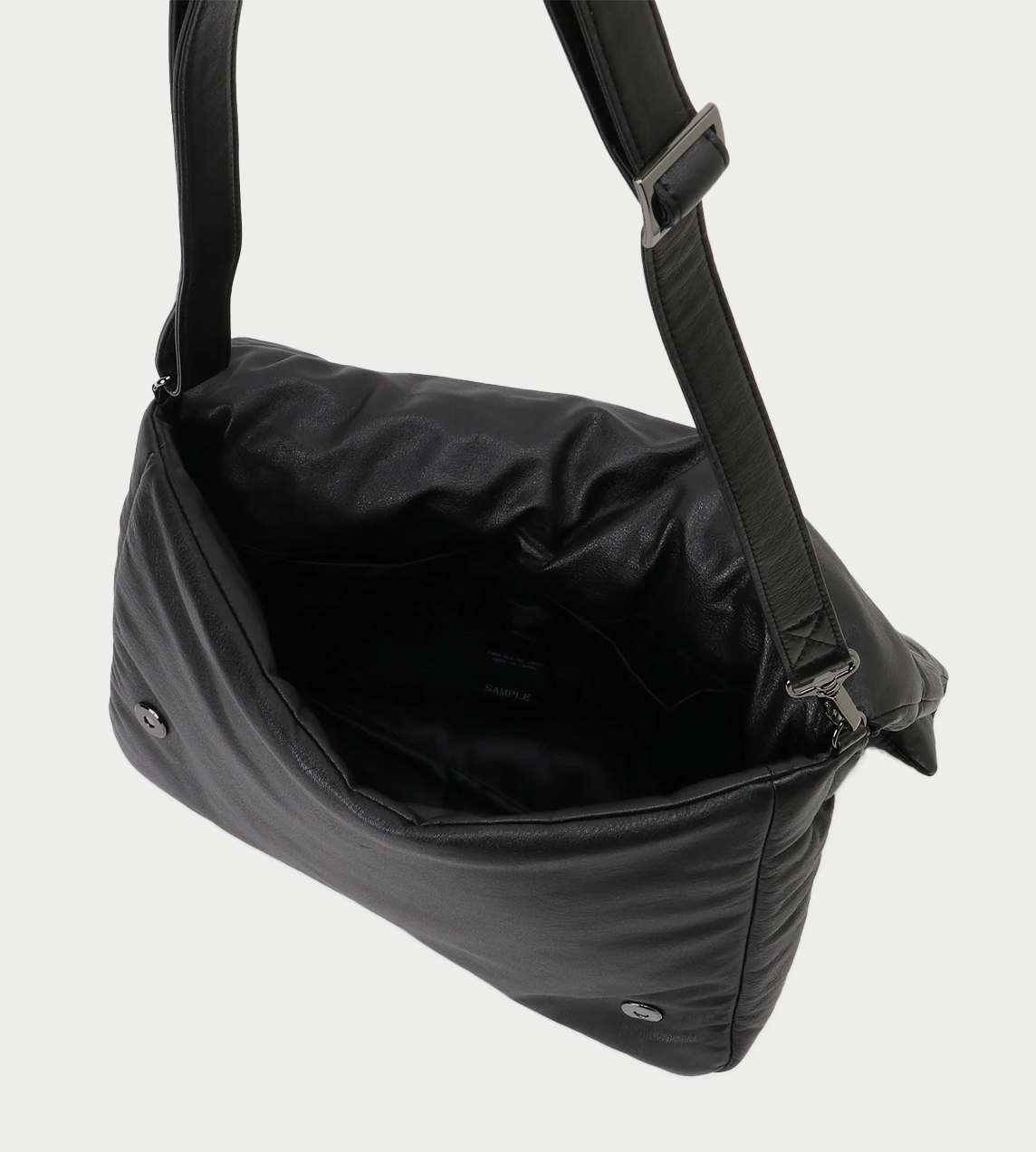 Discord by yohji yamamoto - Medium Quilted Crossbody Bag Black