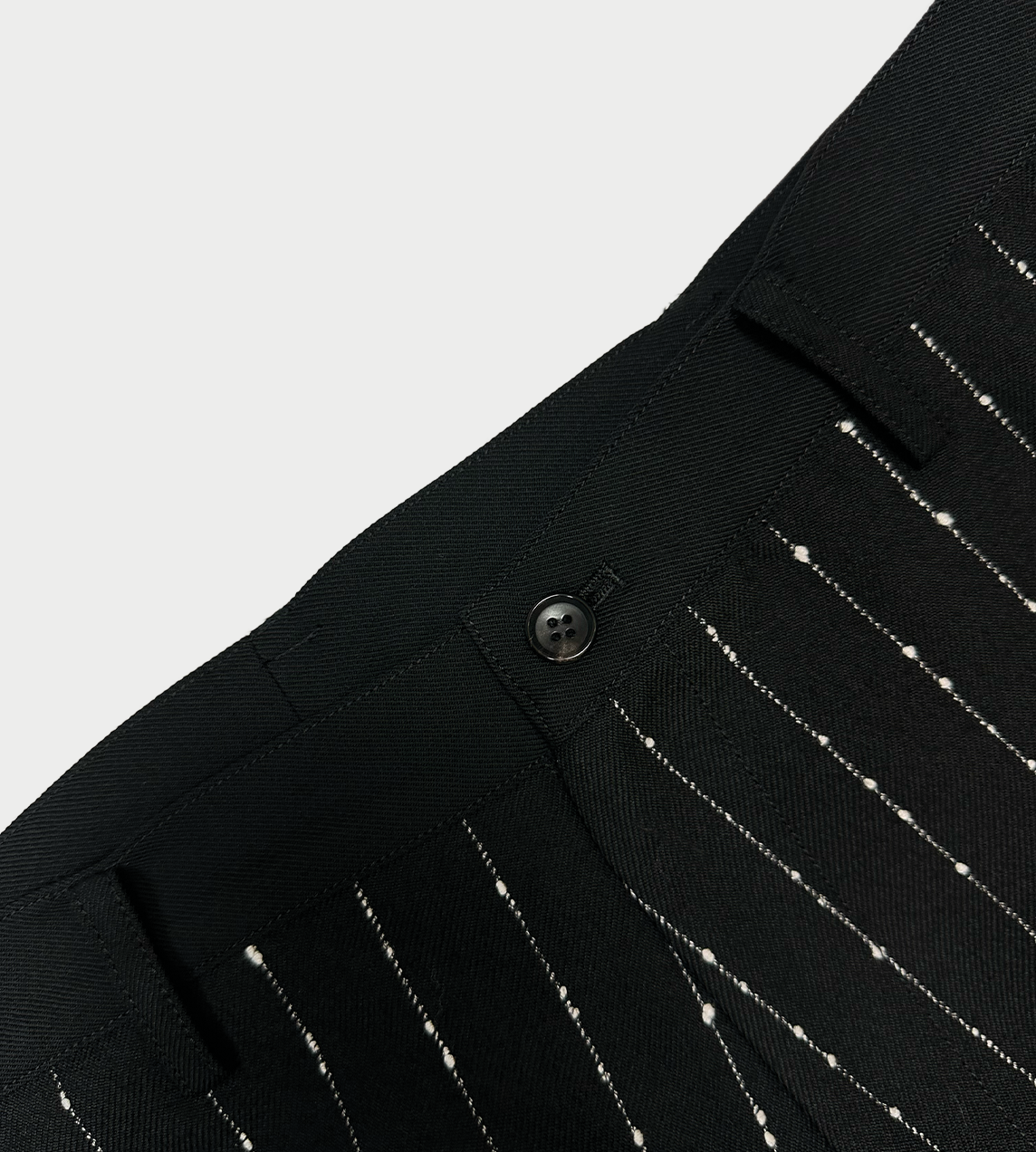 SULVAM - Wide Striped Slim Slit Pants Blk