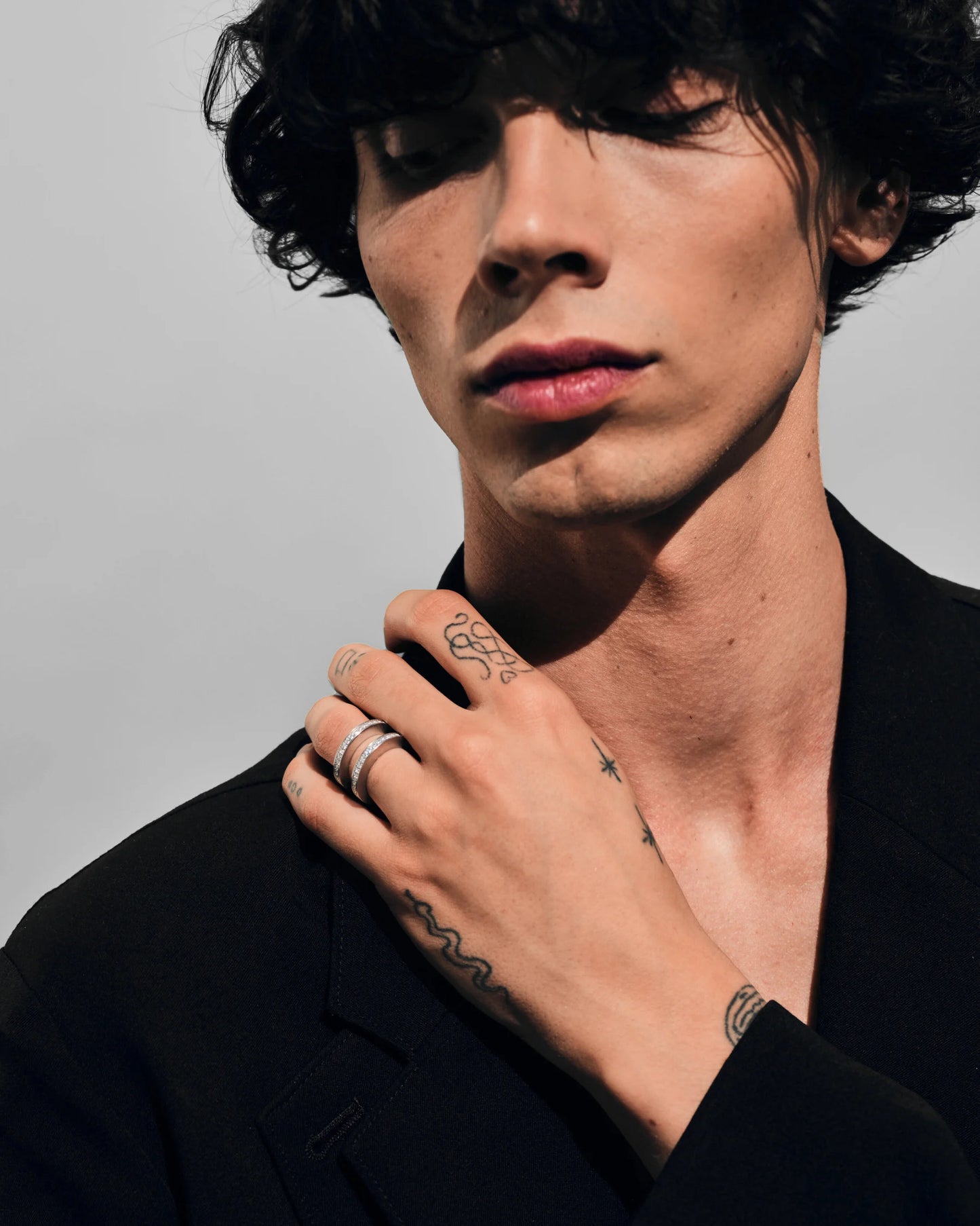 Vault Double Clear White