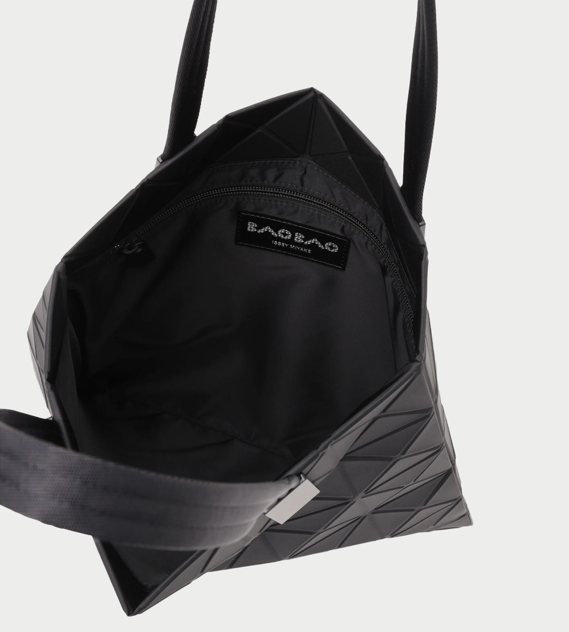 BAOBAO ISSEY MIYAKE - Matt Black Tote Blk