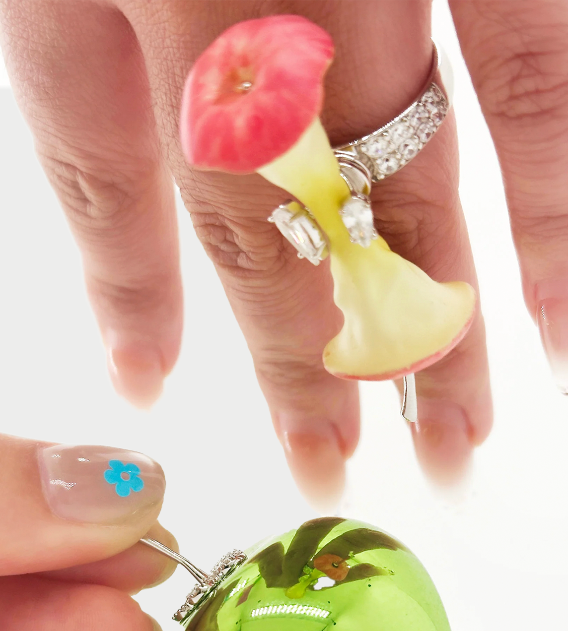 Apple Core Ring Pink