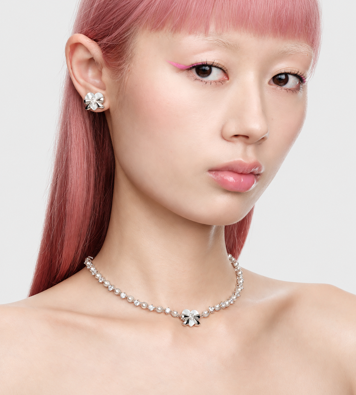 YVMIN - Heart Shaped Pearl Chain Necklace Silver
