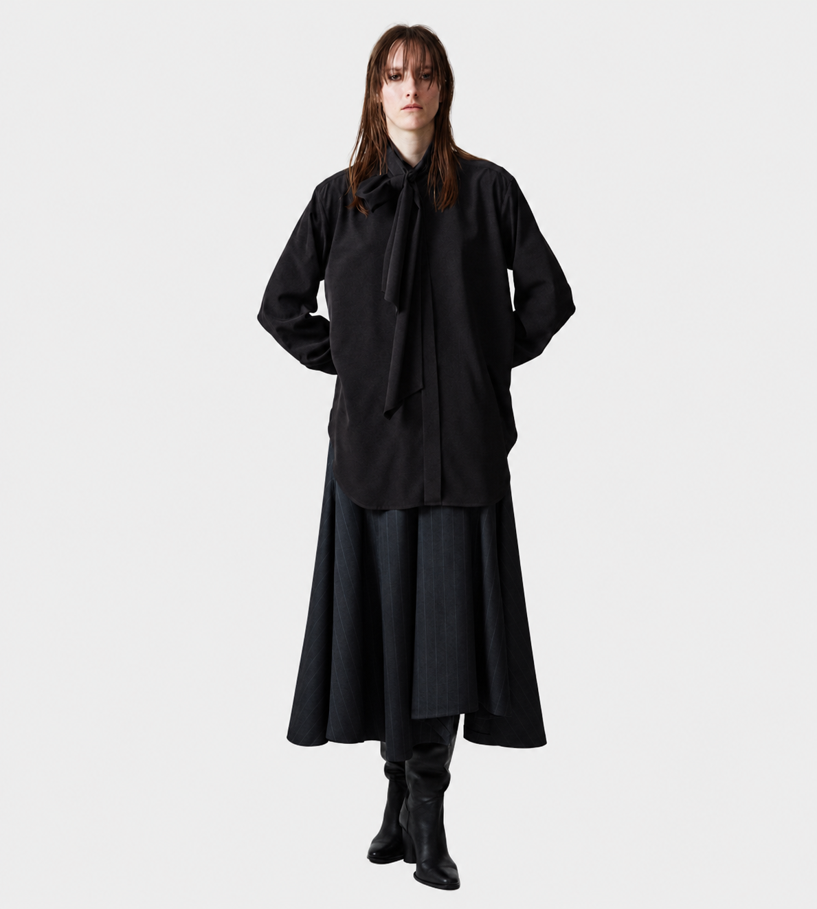 UJOH - Bow Tie Shirt Black