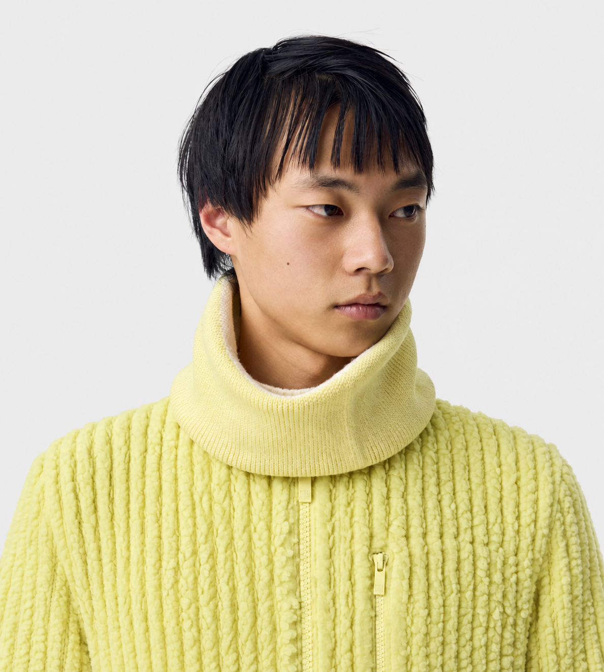 HOMME PLISSE ISSEY MIYAKE - Winter Gear Color Block Neck Warmer Yellow