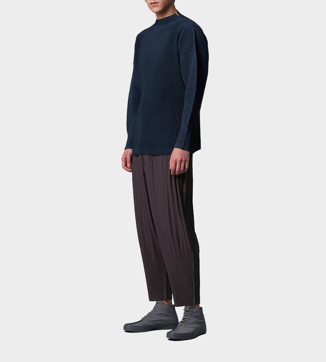 HOMME PLISSE ISSEY MIYAKE - Pleated Midnight Blue Crewneck