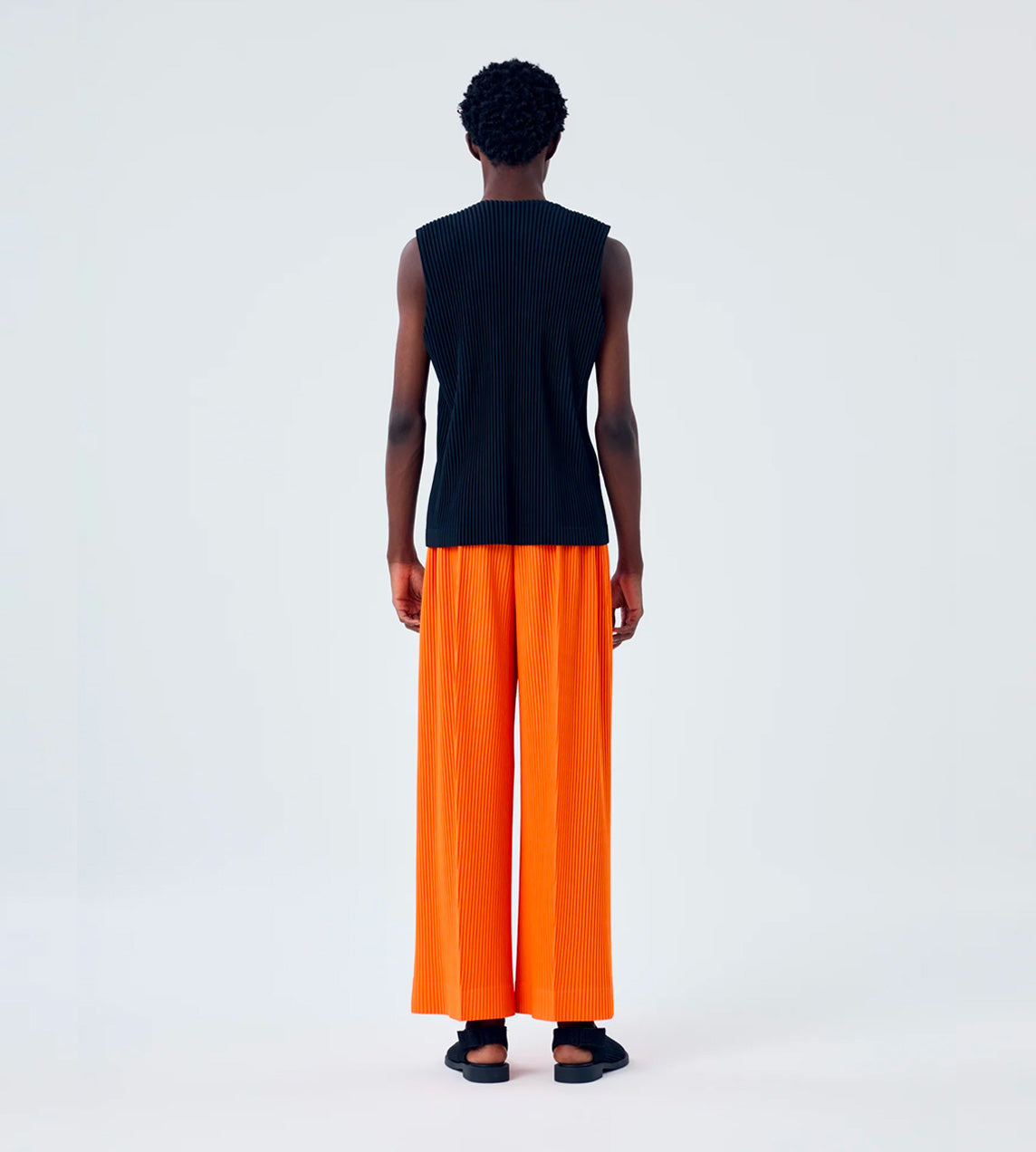 Homme Plisse Issey Miyake - Round Neck Vest Blk