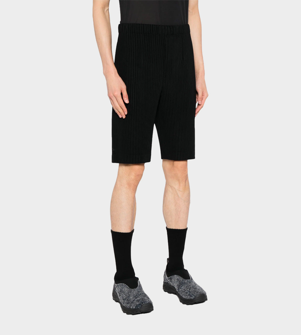 HOMME PLISSE ISSEY MIYAKE - MC May Pleated short Black