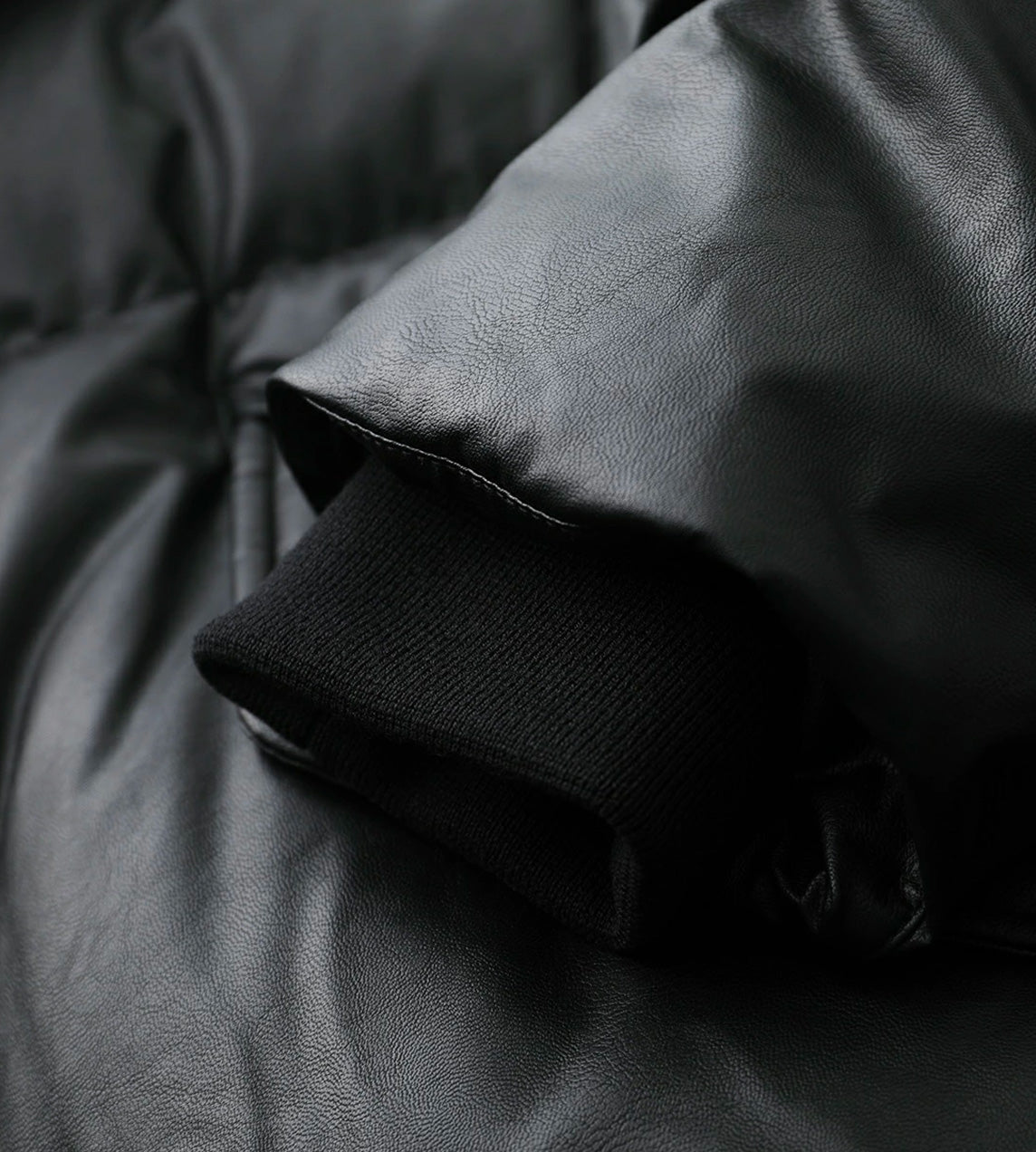 MM6 Maison Margiela - Signature Cropped Puffer Black