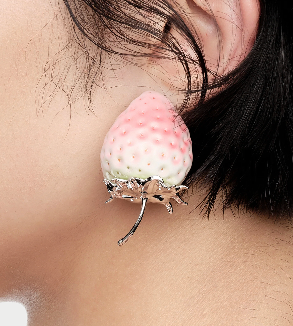 Strawberry Earring Pink