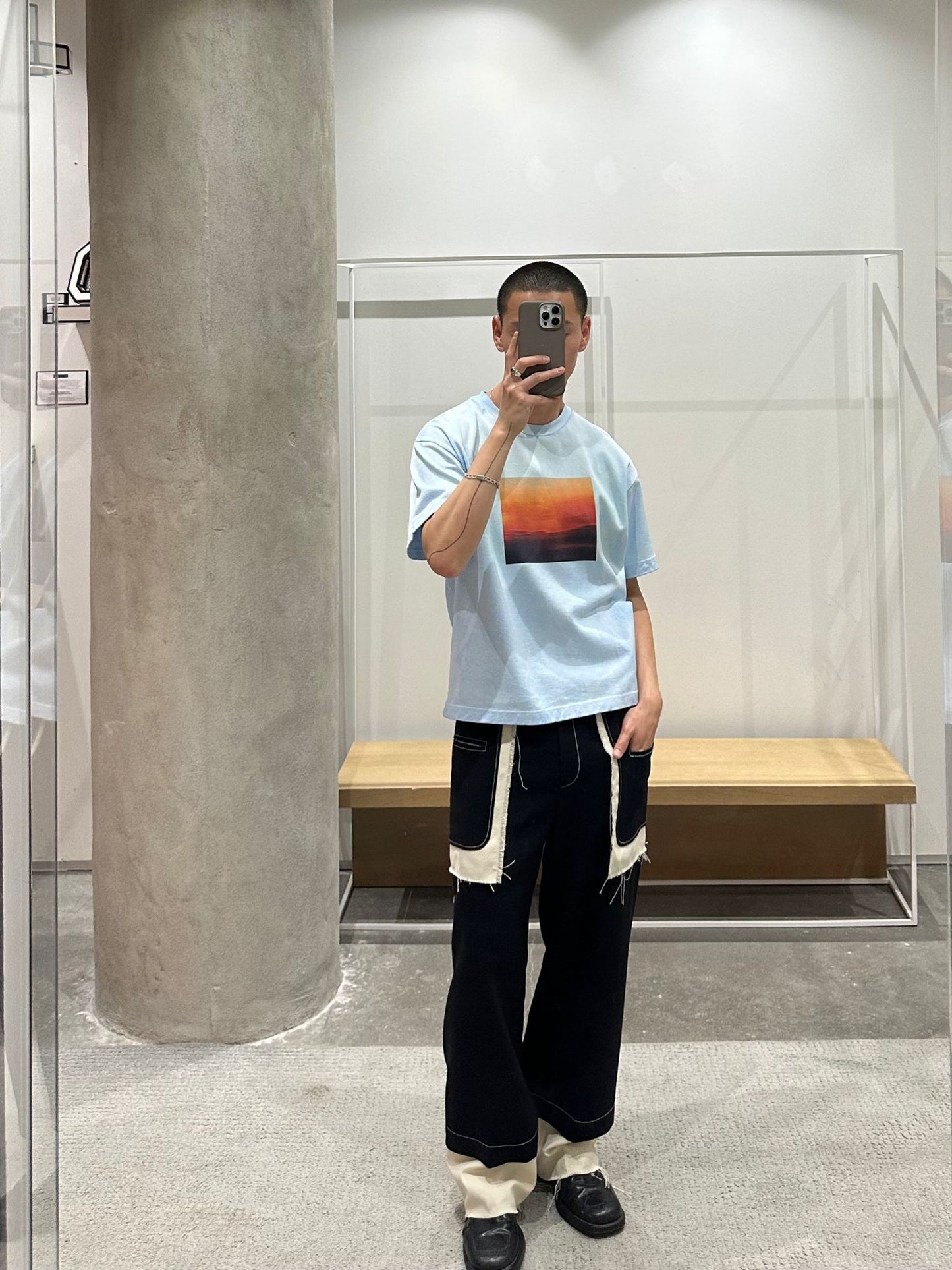 Serapis - AI T-shirt Light Blue