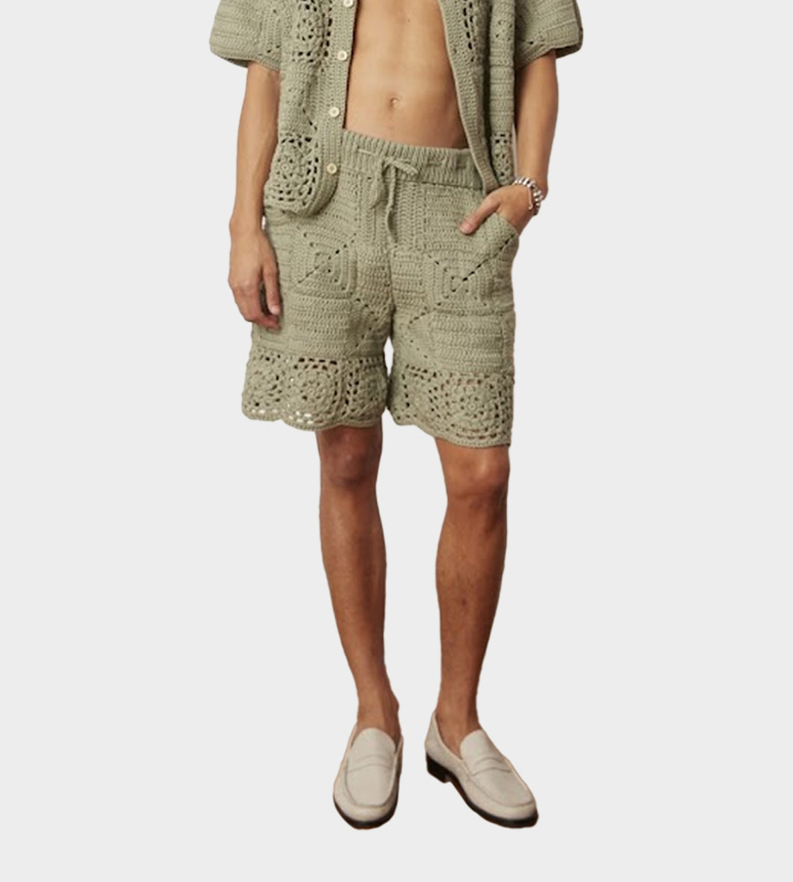 Carbone - Solid Crochet Short Green