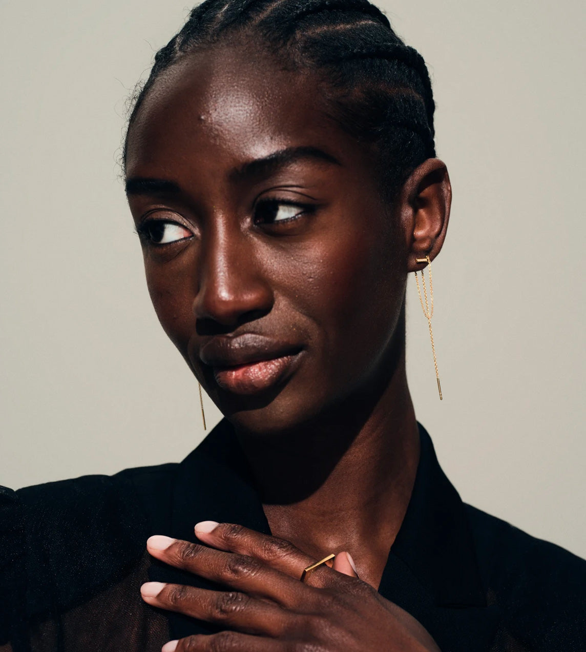 Tom Wood - Sleek Ear Chain Gold - 140mm