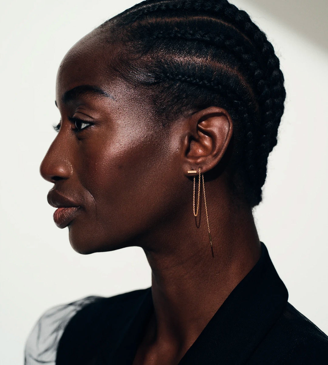 Tom Wood - Sleek Ear Chain Gold - 140mm