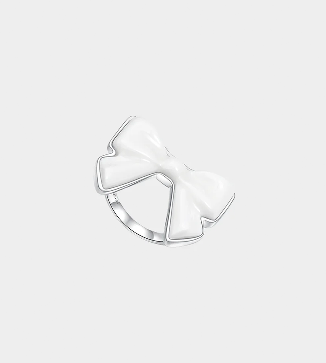 Shushu/Tong - Ceramic Bowknot Ring