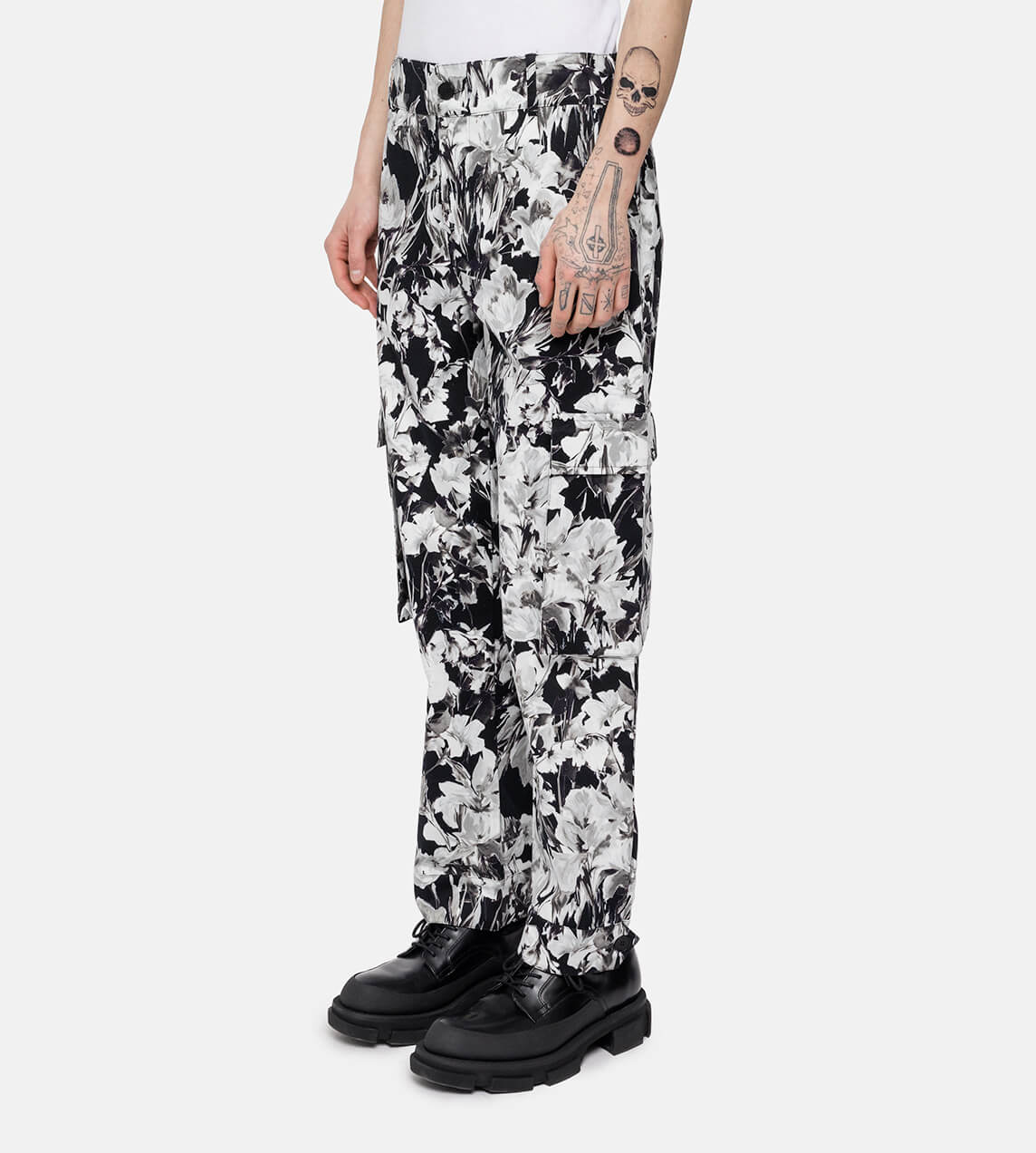 DAVI - Black White Floral Cargo Pant