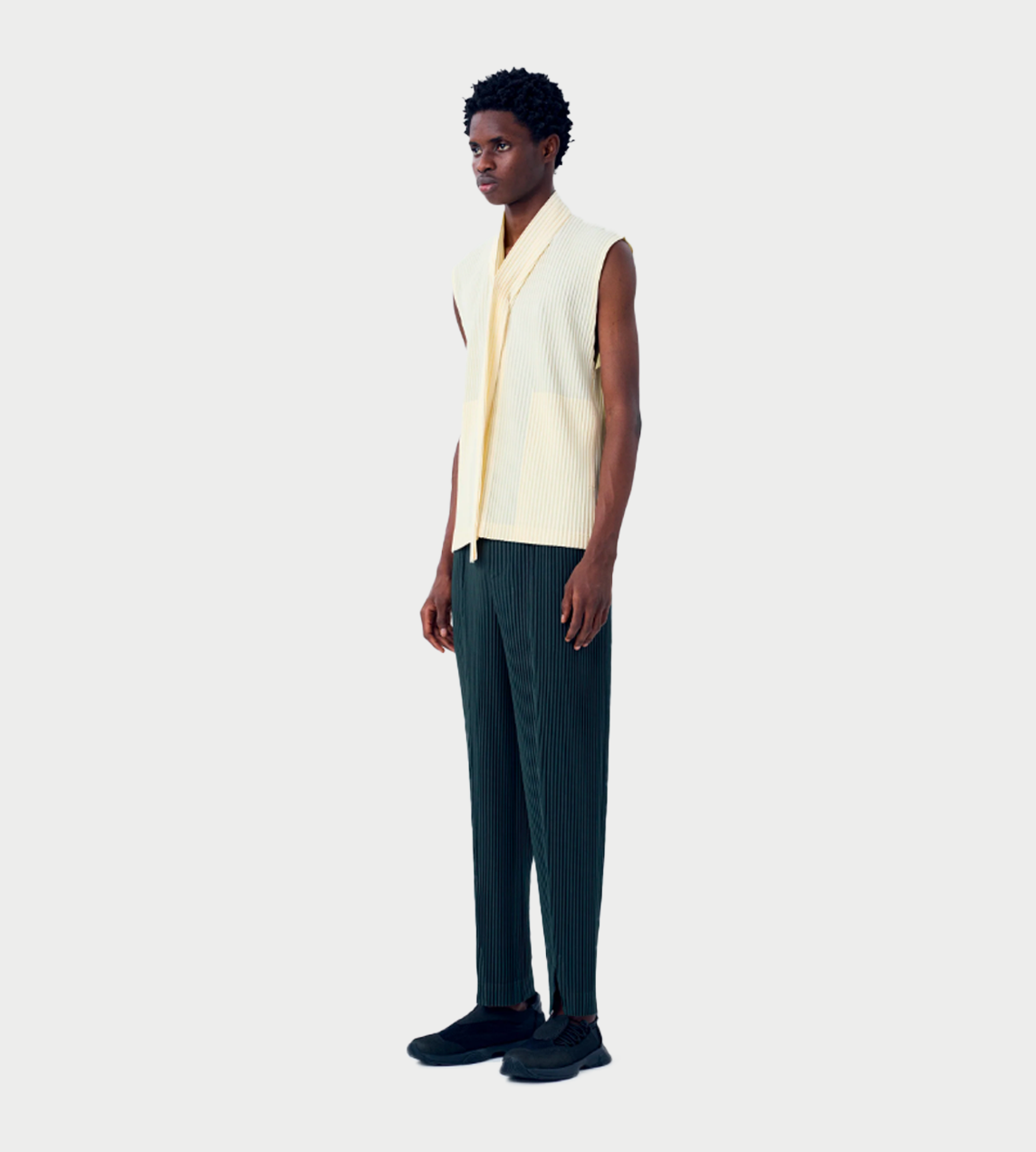 HOMME PLISSE ISSEY MIYAKE - MC Mar Trousers Dark Green