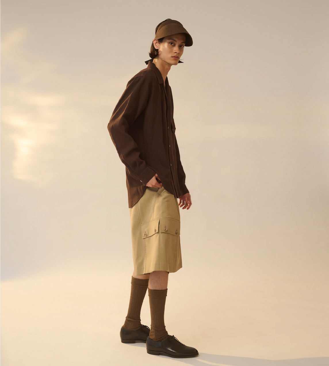 UJOH - 2x4 Cargo Pocket Half Pant Beige