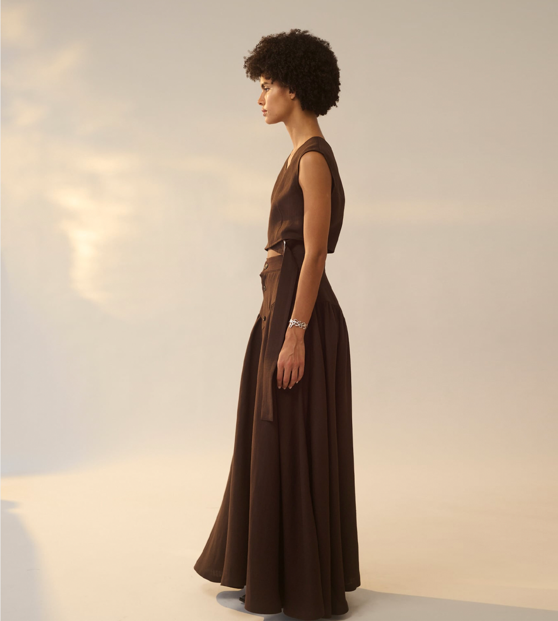 Yoke Cut Gathered Skirt Chocolate