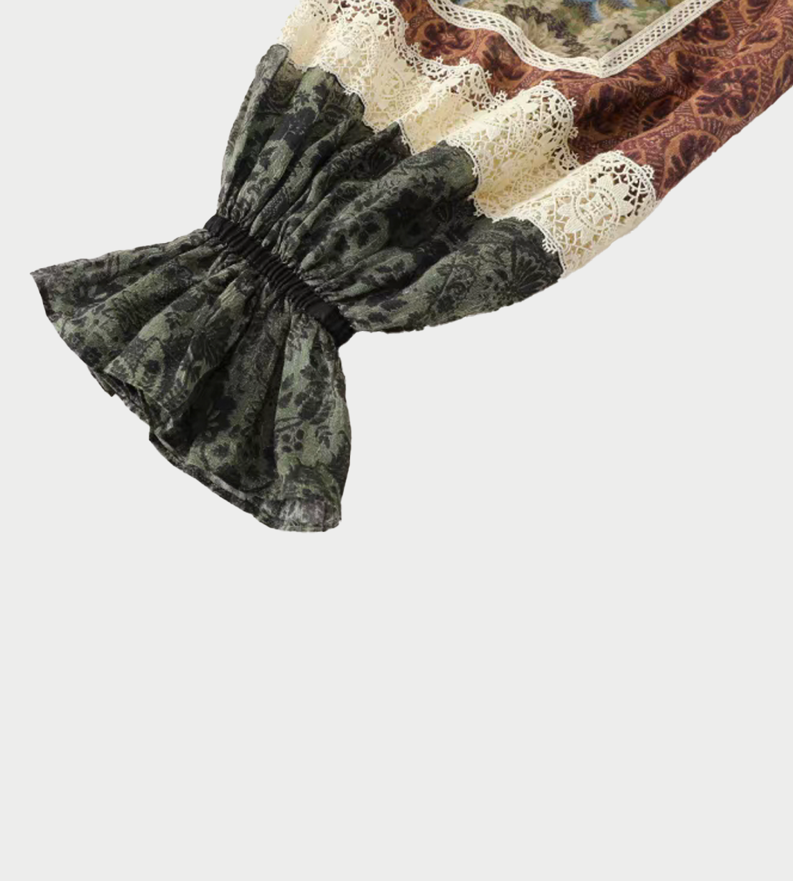 INTO THE EAST - Square Wallpaper Lace Bubble Sleeve Top