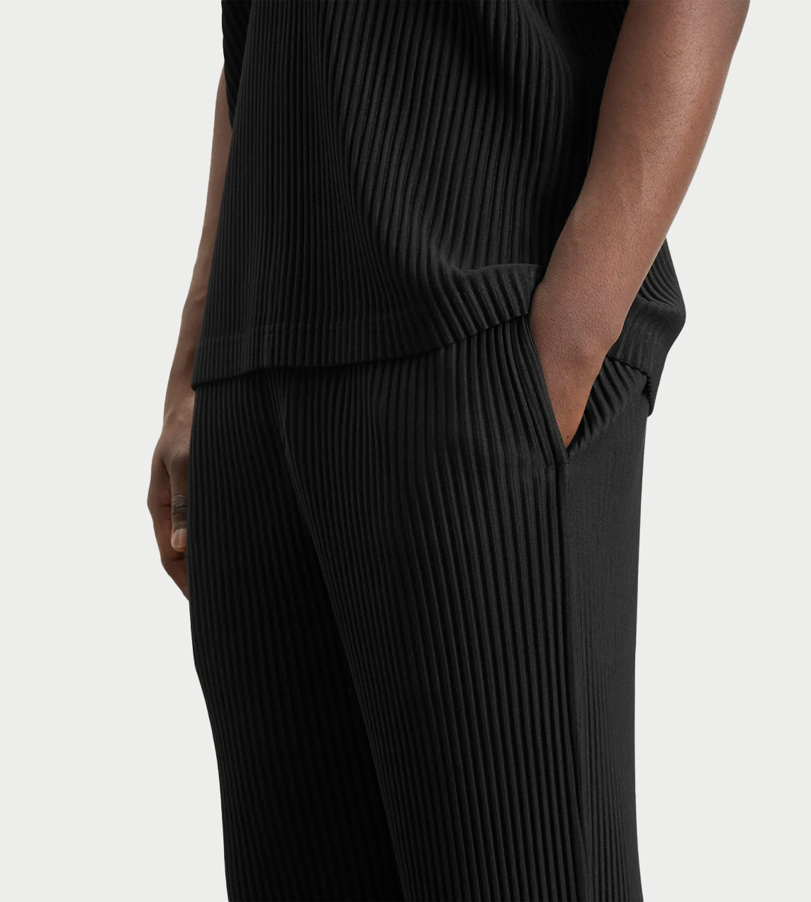 HOMME PLISSE ISSEY MIYAKE - Basic Pleated Straight Leg Pants Blk