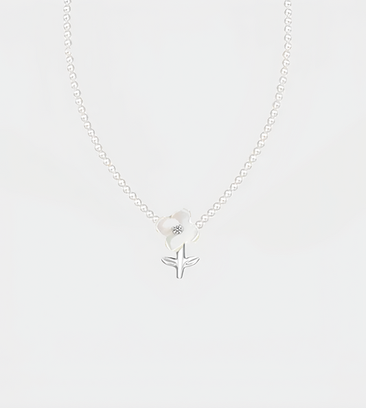 YVMIN - Irregular Mini Flower Pendant White
