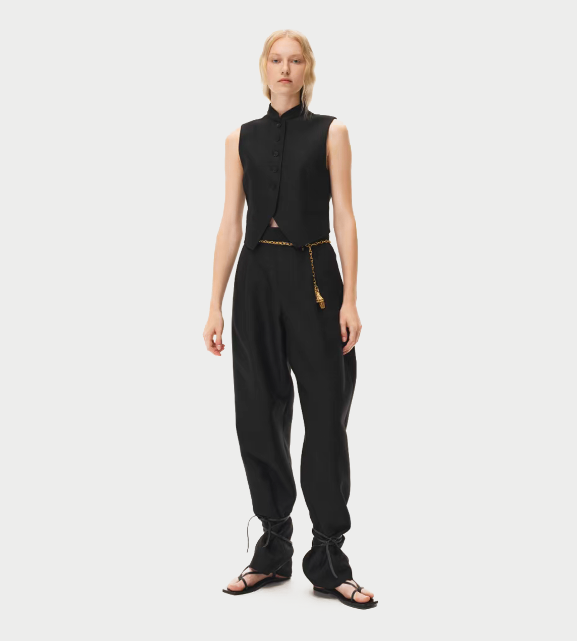 INTO THE EAST - Pined Trousers Black