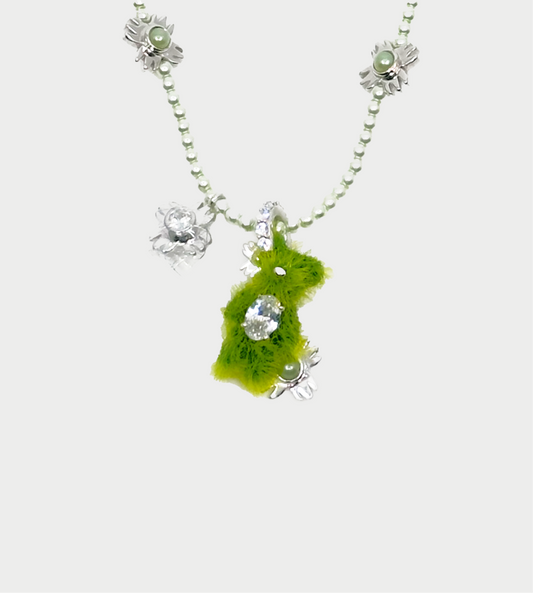 YVMIN - Pearl Garden Flocked Mini Grass Bear Pendant Green