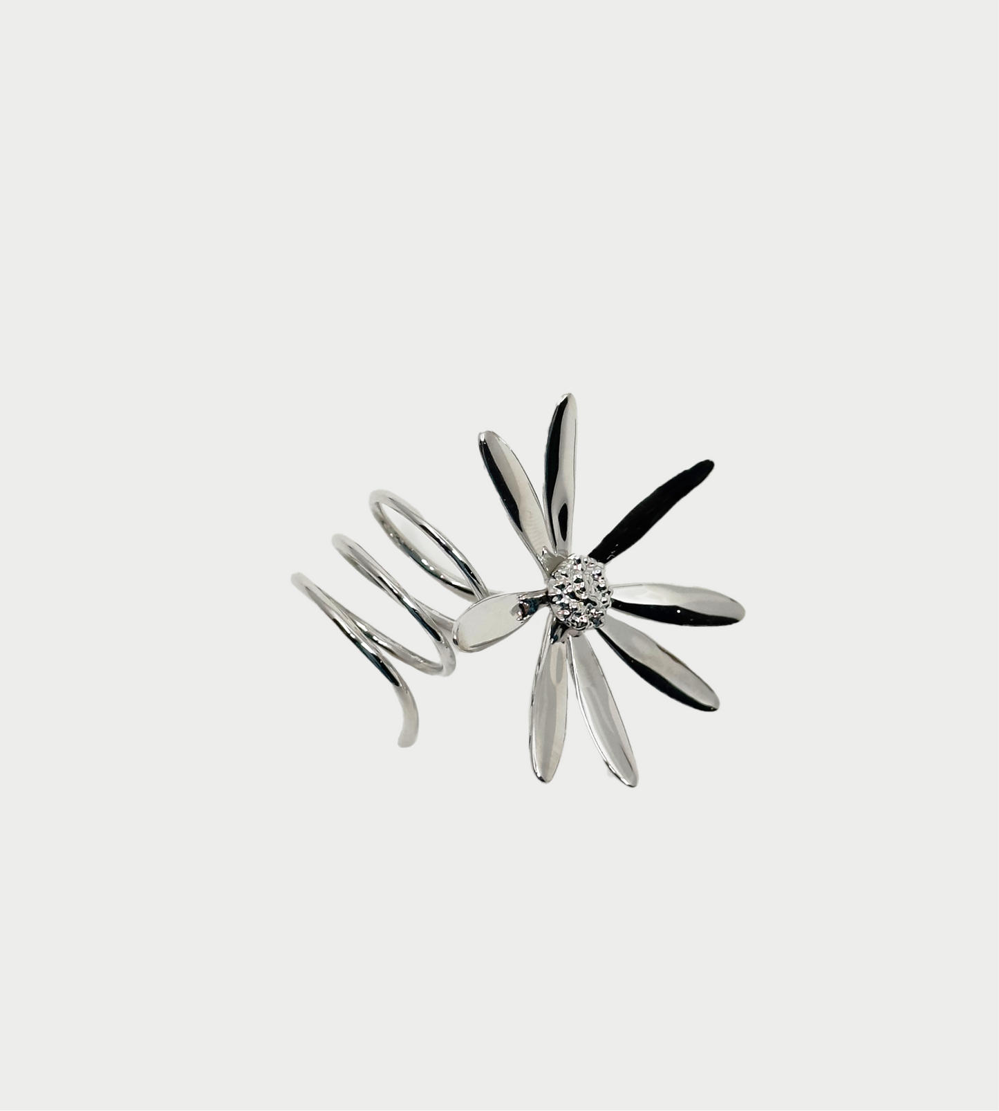 YVMIN - Daisy Cross Ring White