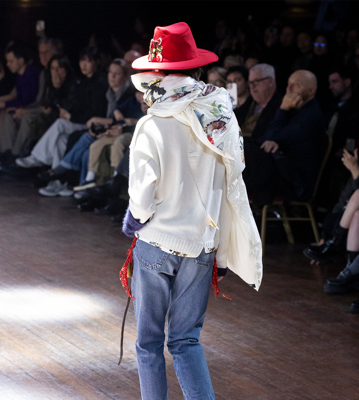 Padded All-over Pattern Stole White