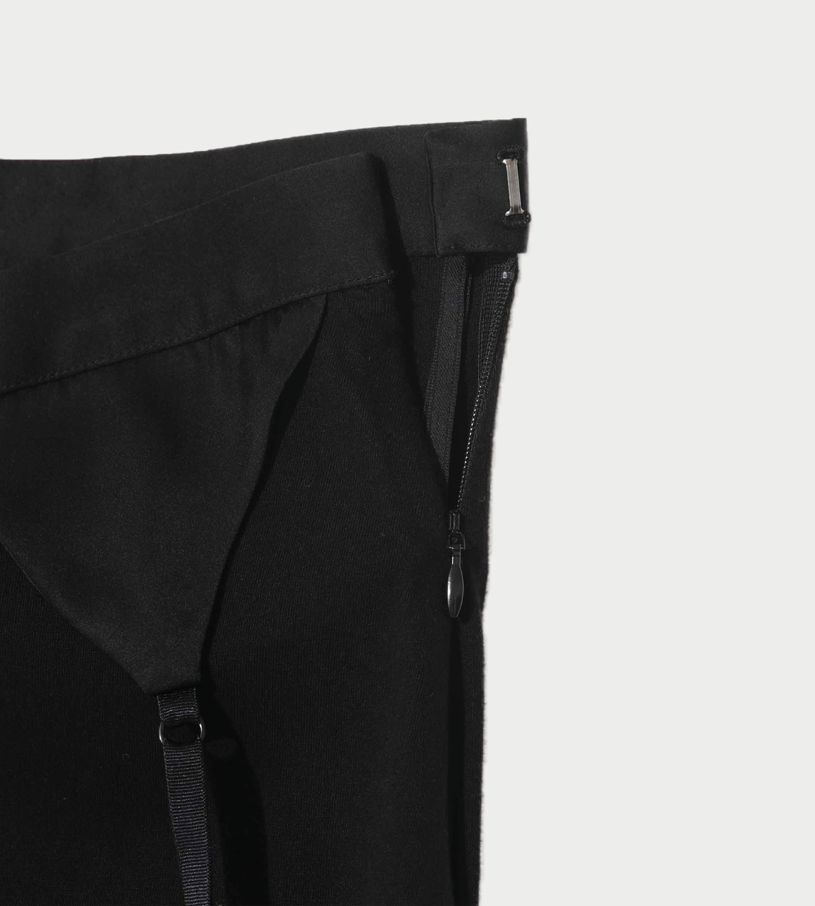 Asymmetric Skirt Blk