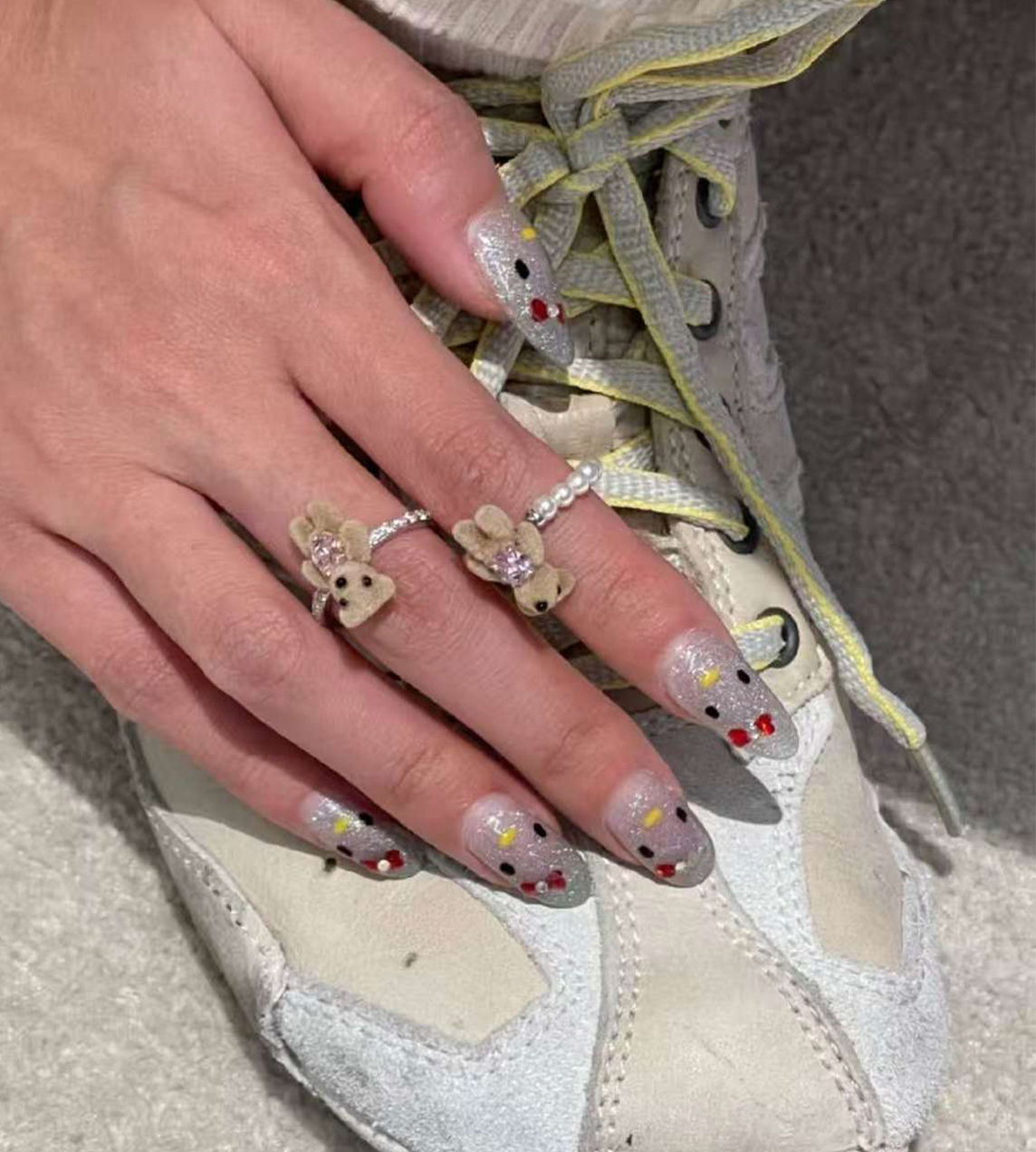 Mini Flocked Bear Pearl Ring Pink