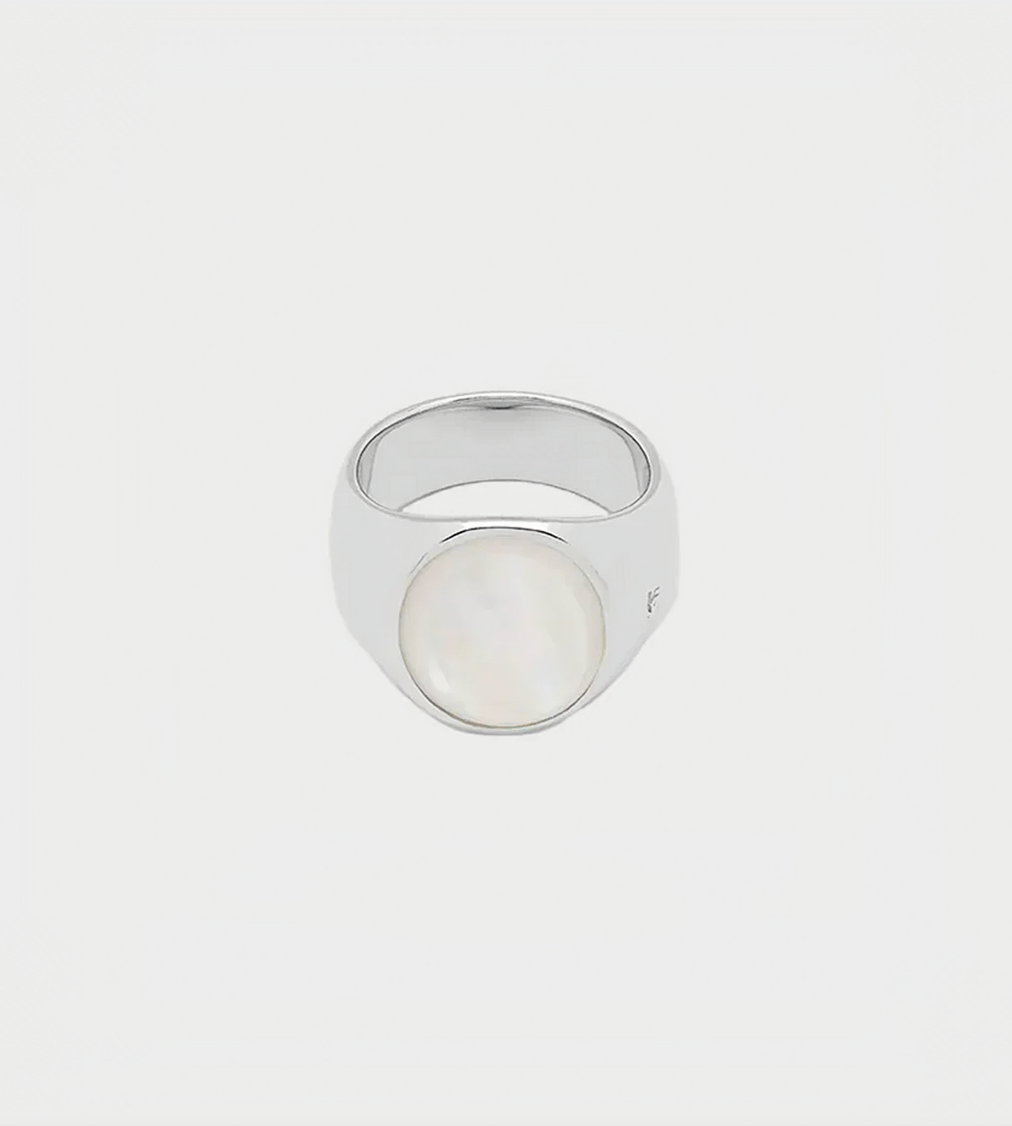 Oval White Mother of Pearl Ring