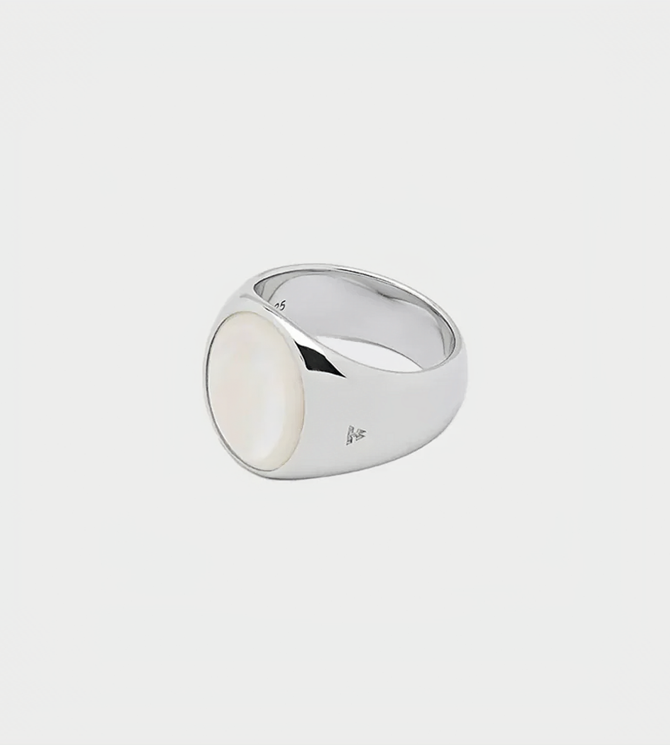 Tom Wood - Oval White Mother of Pearl Ring