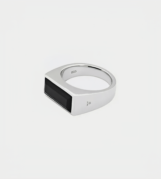  Tom Wood - Peaky Ring - Polished Onyx