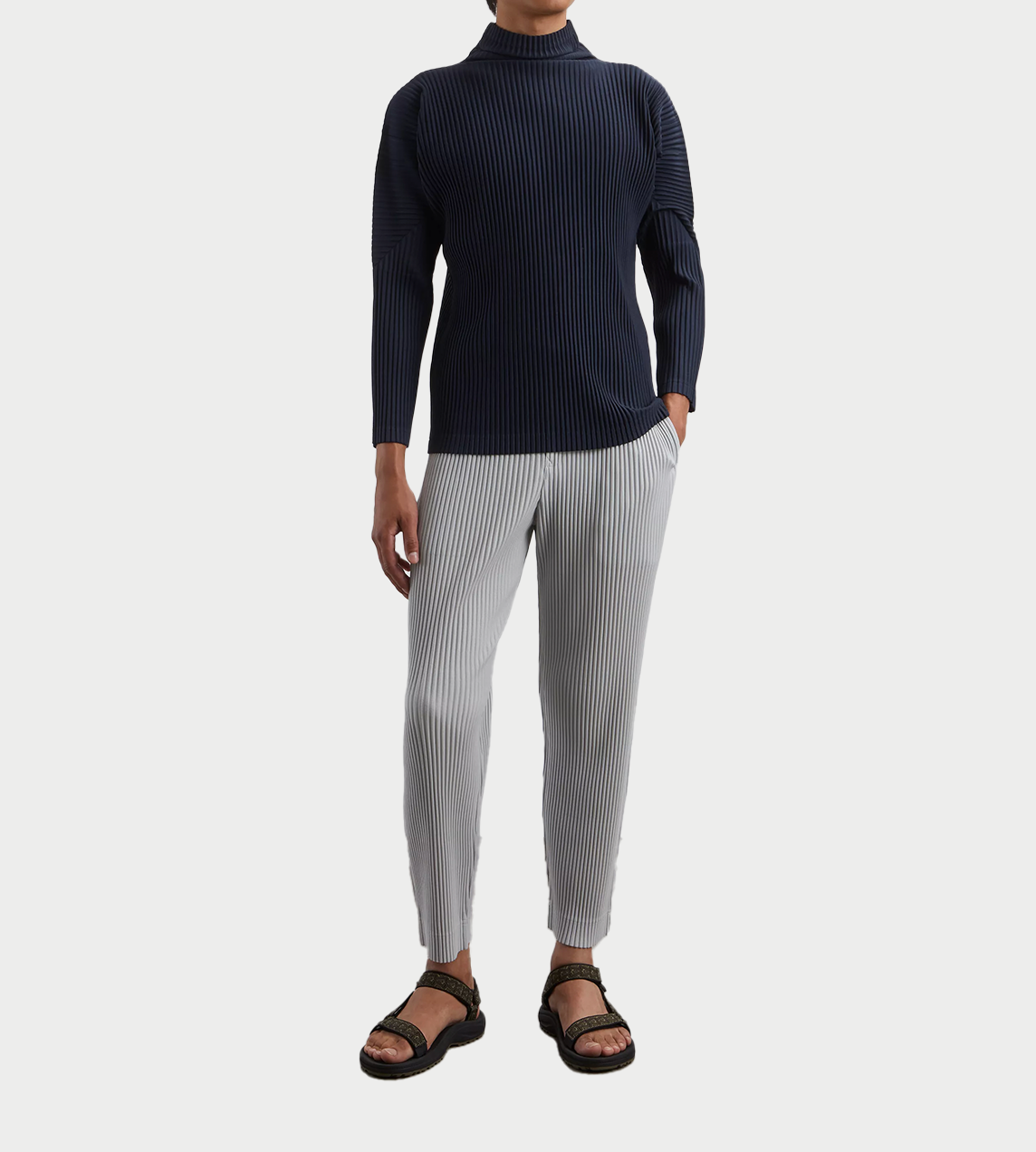 Homme Plisse Issey Miyake - Basic Pleated Turtleneck Navy
