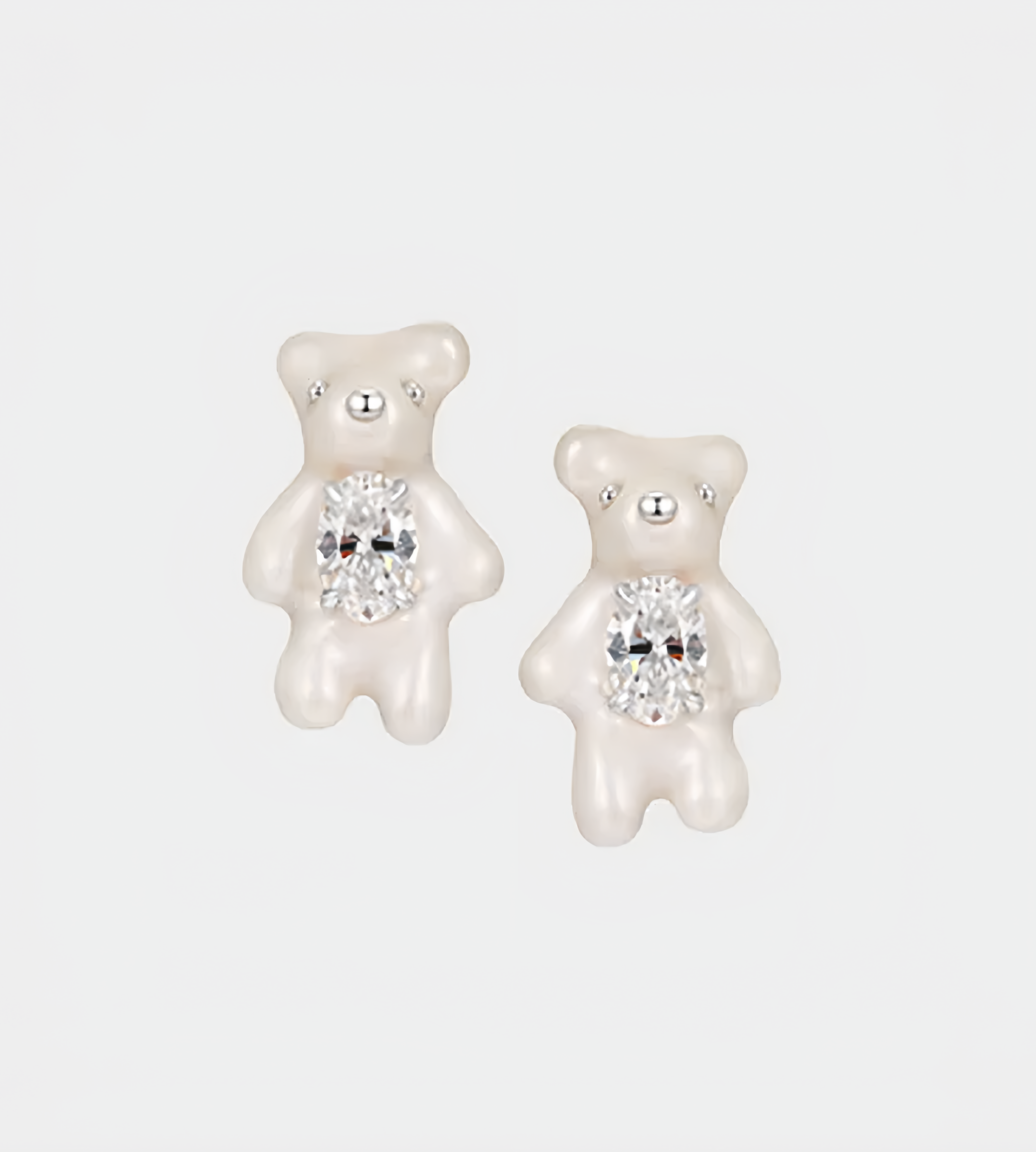 YVMIN - Mini Pearlescent Bear Earrings White