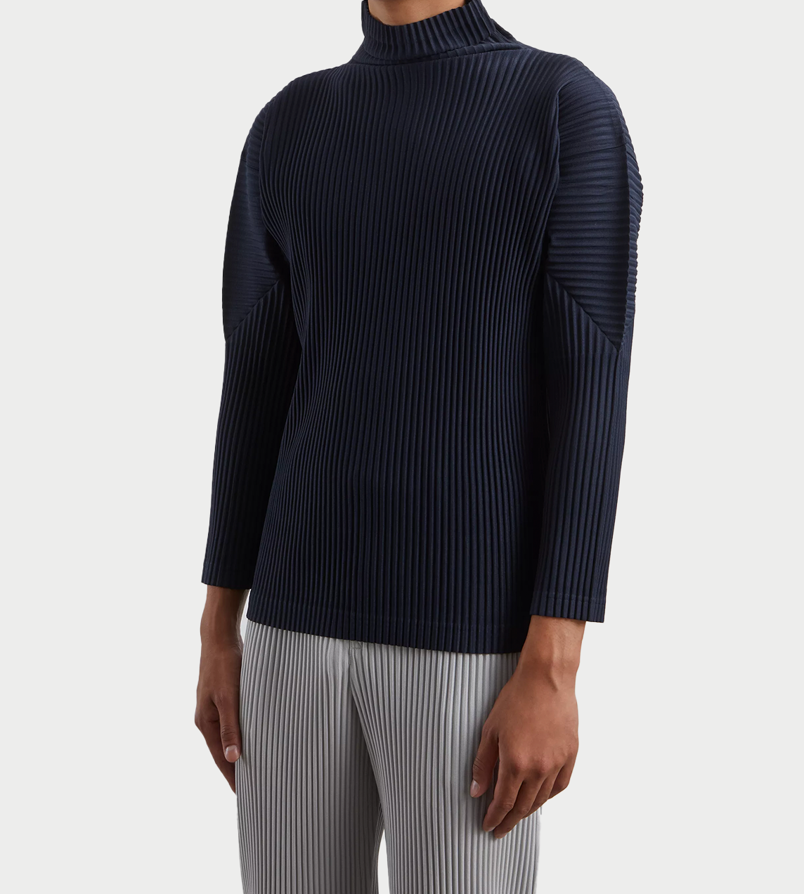Homme Plisse Issey Miyake - Basic Pleated Turtleneck Navy